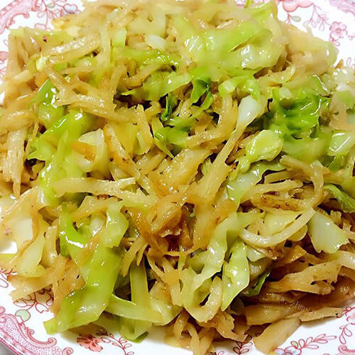 好吃的洋白菜炒饼