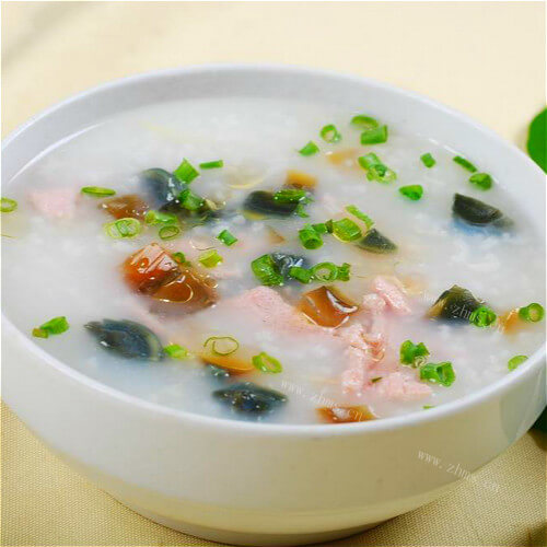健康美食之香菇生菜肉片粥