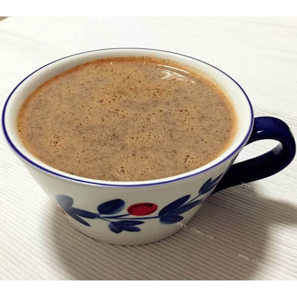 银耳大枣玉米茬子米糊