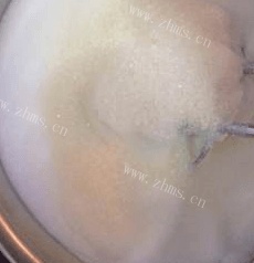 口味不同的五彩冰激凌做法图解3)
