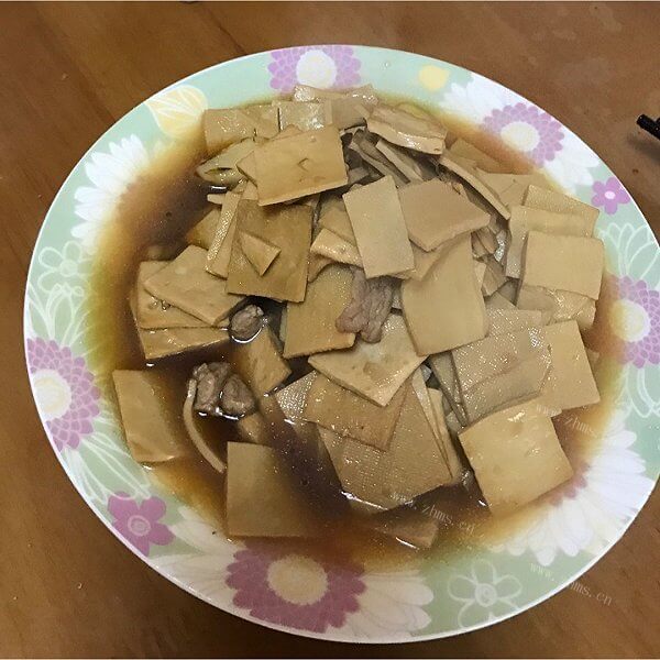 家常香干炒肉做法