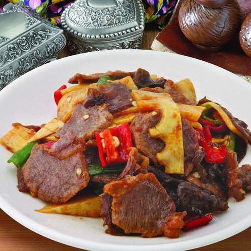 美味的酸笋牛肉