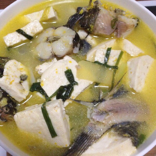 鲫鱼豆腐汤