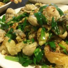 美味牡蛎炒韭菜