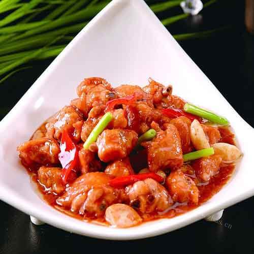 美味土豆红烧鸡腿