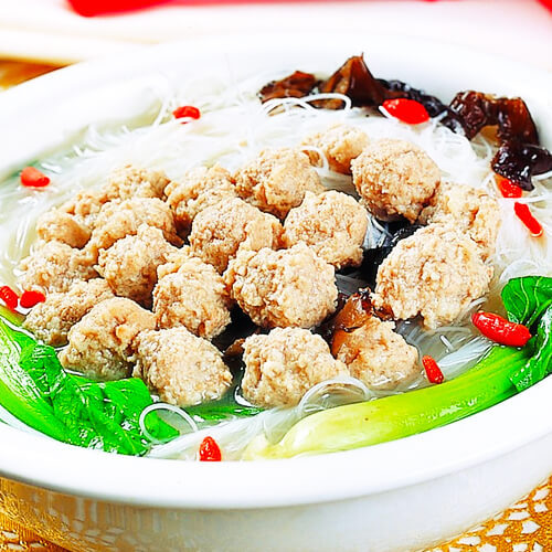 美味的羊肉丸子汤
