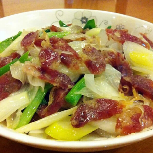 美味猪肉炒大葱的做法