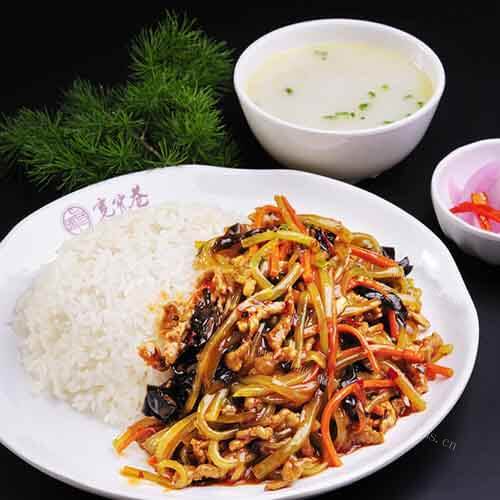 营养的鸡丝饭 
