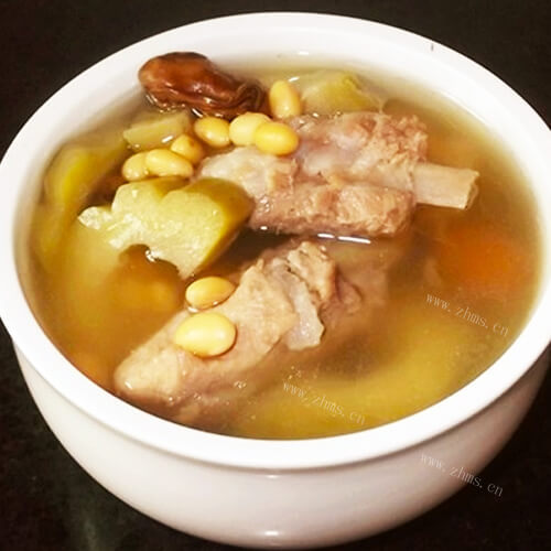 清香羊肉排骨汤的做法