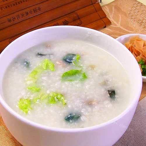 鲜味十足的鱼干粥