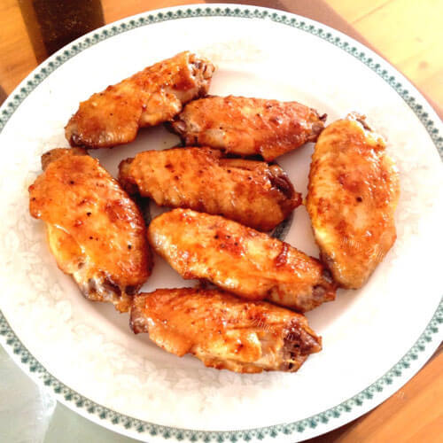 美味蒜香烤鸡翅