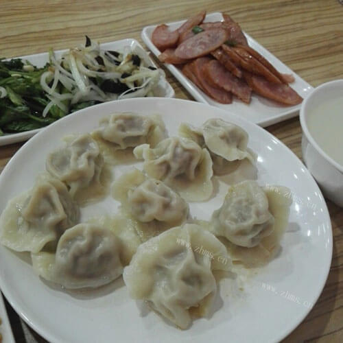 美味的白萝卜水饺