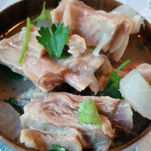 好吃的杜仲羊肉汤的做法