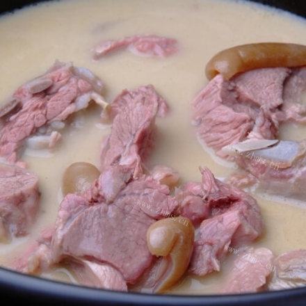 美味的羊肉清汤火锅的做法