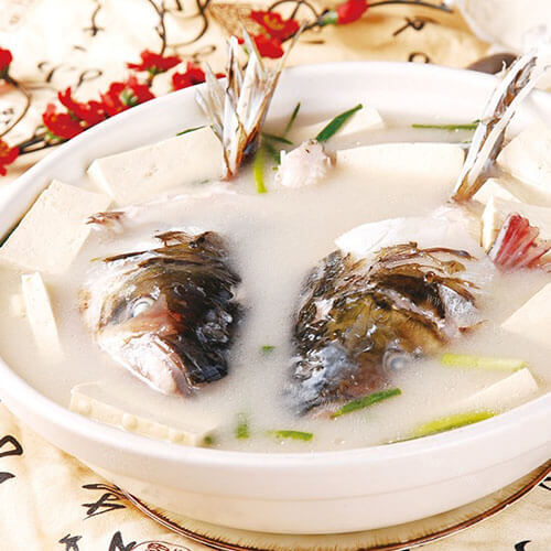 美味的豆腐鱼头