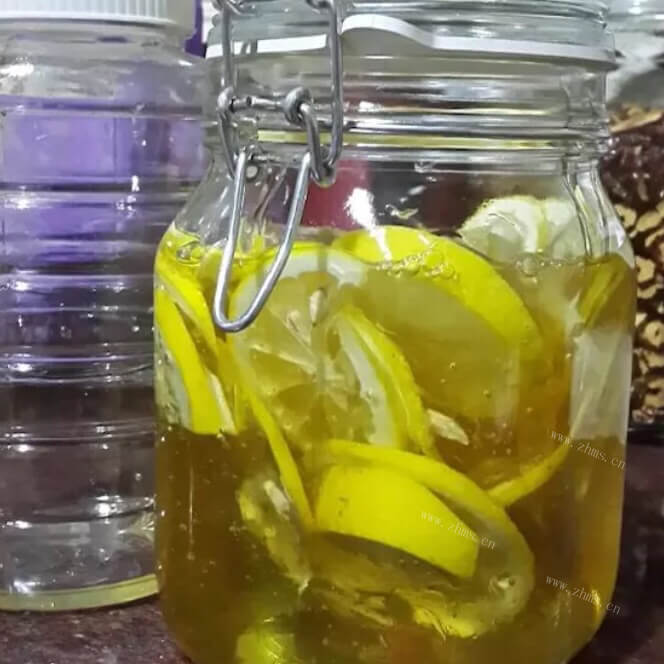 健康的柠檬蜂蜜水的做法