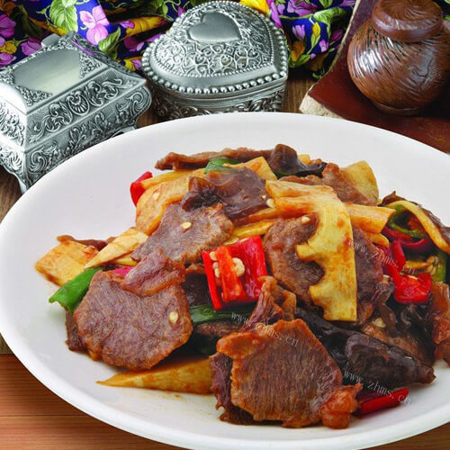 美味的竹笋牛肉的做法