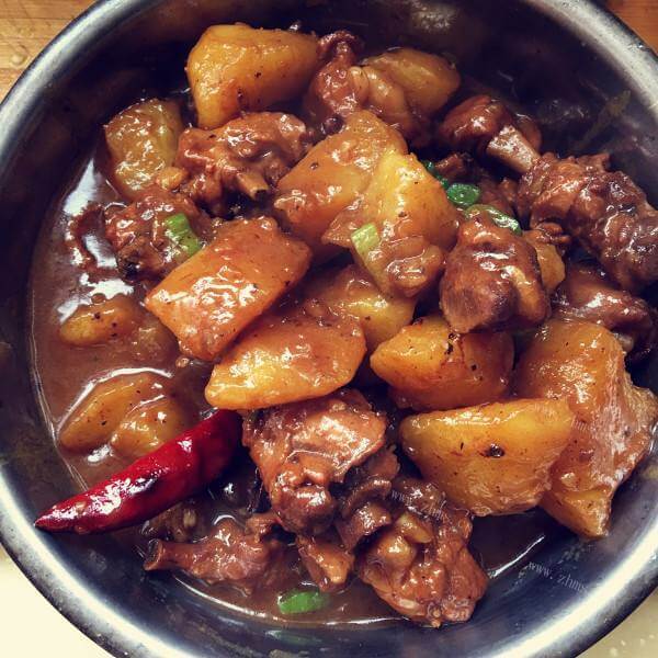美味牛肉炖萝卜的做法