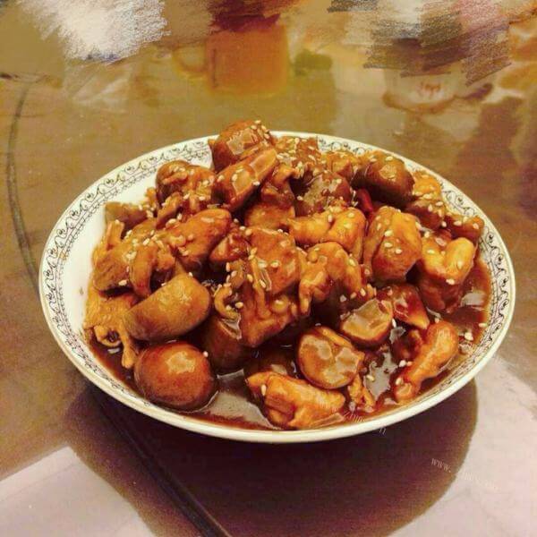 好吃鸡腿炖豆腐