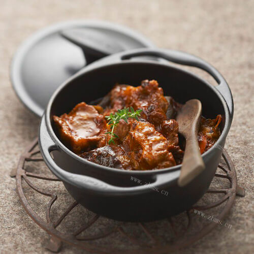 味道独特的小鸡炖茄子