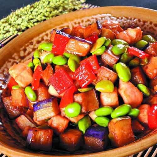 美味的鸡肉茄子