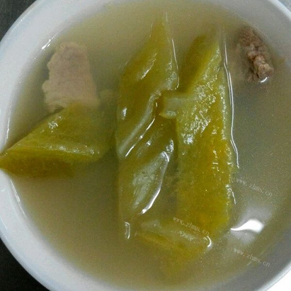 美味的苦瓜汤的做法