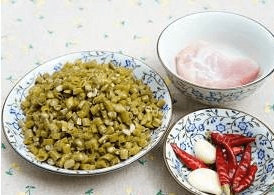 最佳下胃的肉沫酸豇豆的做法做法图解1)