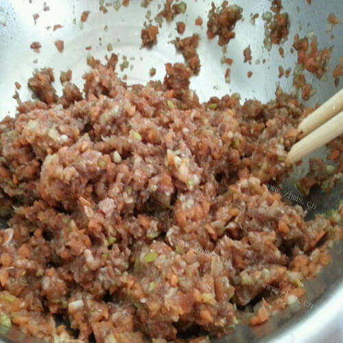 家常白菜猪肉水饺馅的做法 