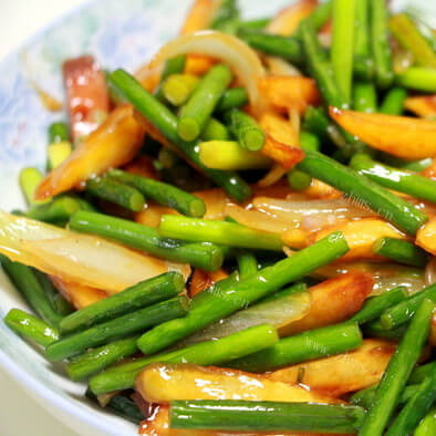 美味的蒜薹土豆条