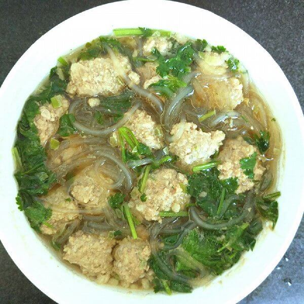 美味的猪肉粉丝汤的做法