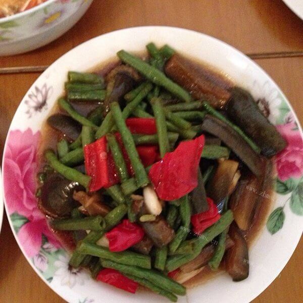 美味干锅茄子豆角