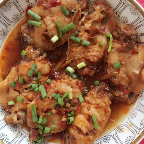 美味的椒香鸡翅