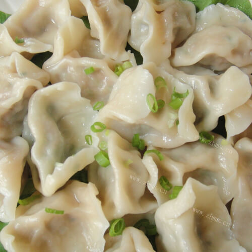 美味的韭菜鸡蛋馅饺子