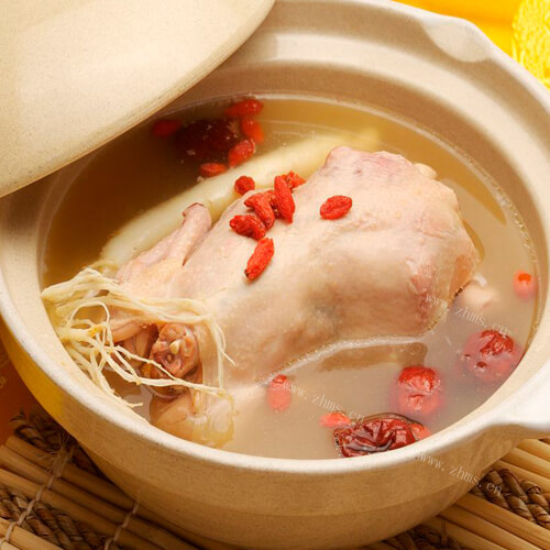 自制鸡肉炖汤