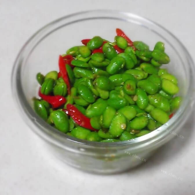 美味炒毛豆的做法