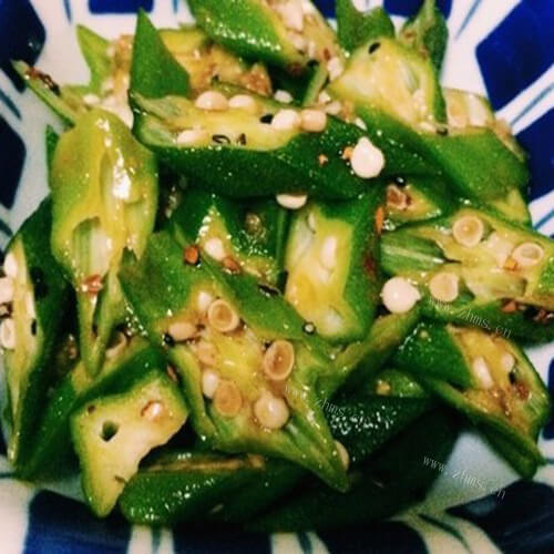 清淡黄秋葵炒鸡蛋的做法