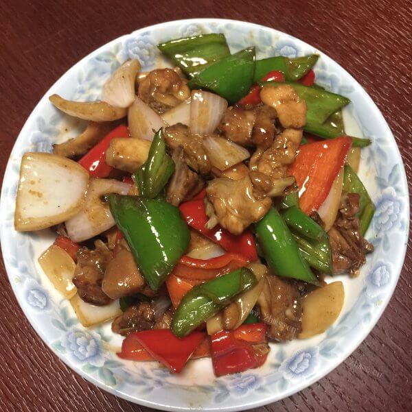 美味的辣炒鸡腿