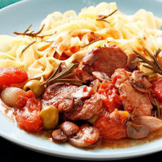 好吃的西红柿炖猪肉的做法