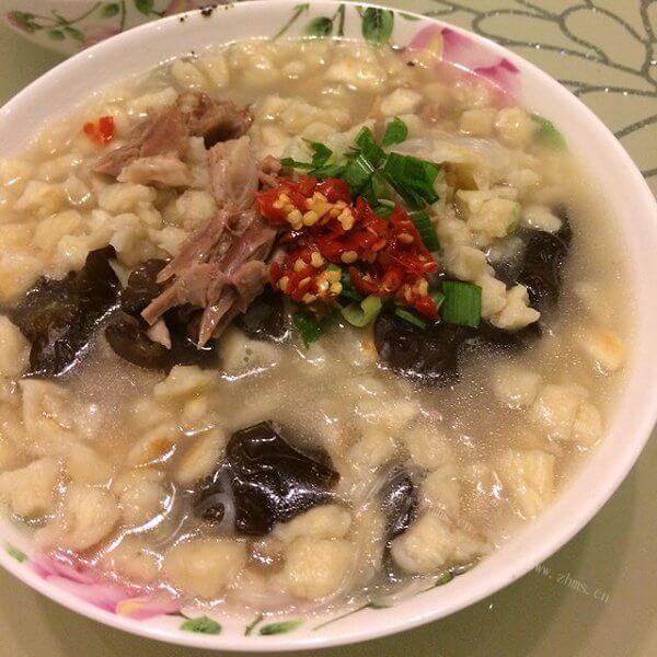 美味的牛羊肉泡馍