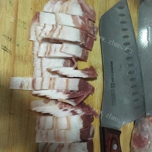 好吃的椒盐焗土豆做法图解2)