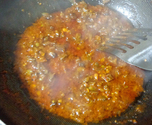 美味的牛肉辣椒酱的家常做法做法图解8)