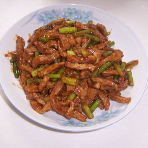 好吃的牛肉炒蒜苔