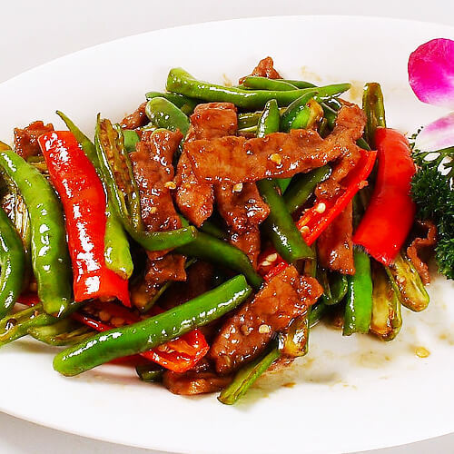 家常生牛肉炒青椒的做法 