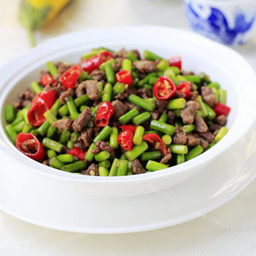 香甜的蒜苗牛肉