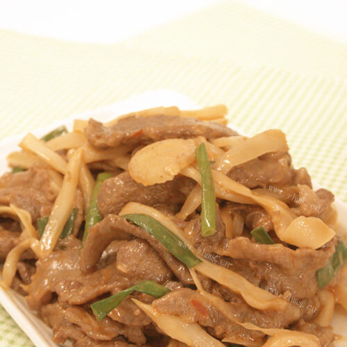 秘制笋炒牛肉 