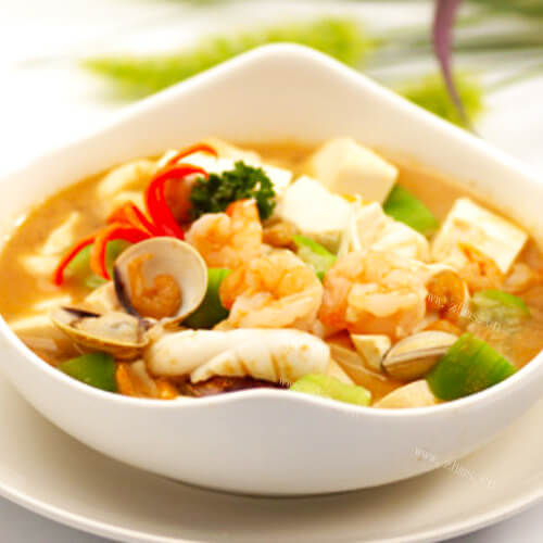 美味的虾酱炒豆腐