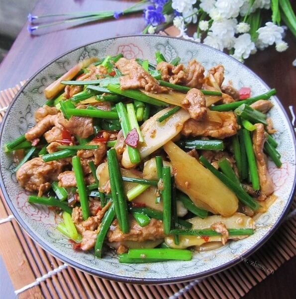好吃的韭菜苔炒肉