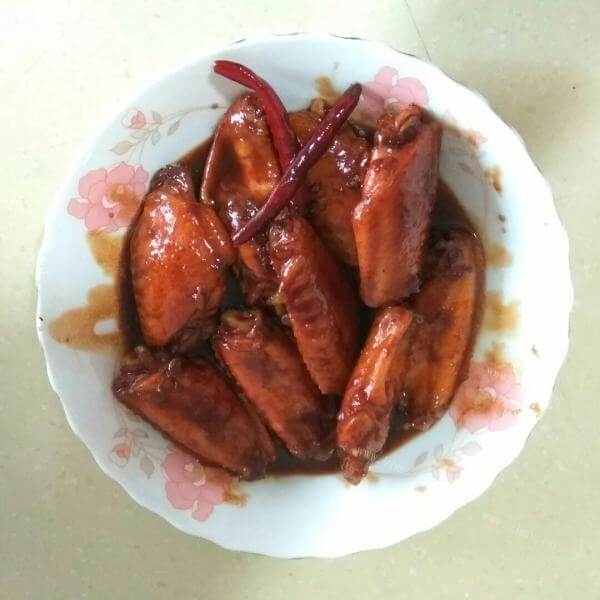家常可乐鸡翅根的做法