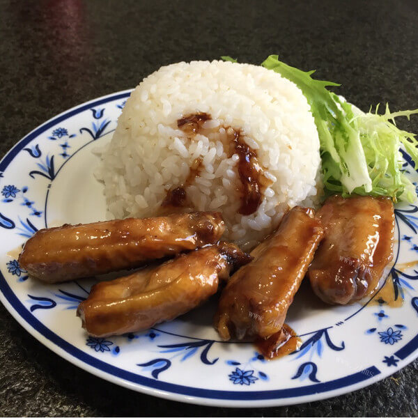 美味的鸡翅煲饭