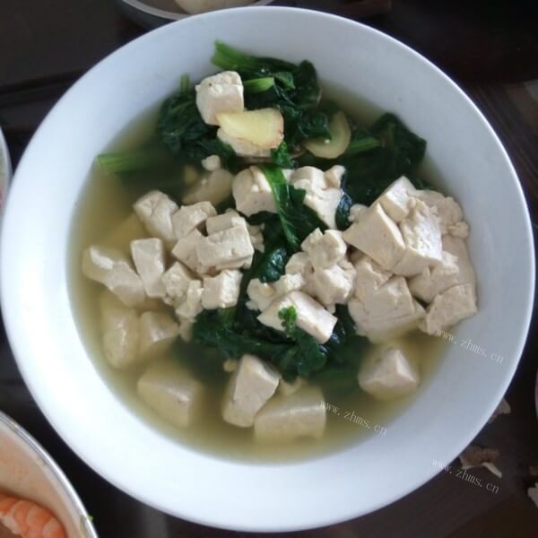 家常小菜豆腐汤